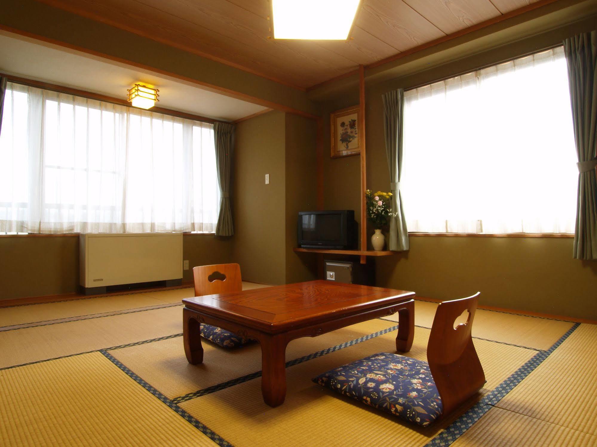 Central Inn 白馬村 エクステリア 写真