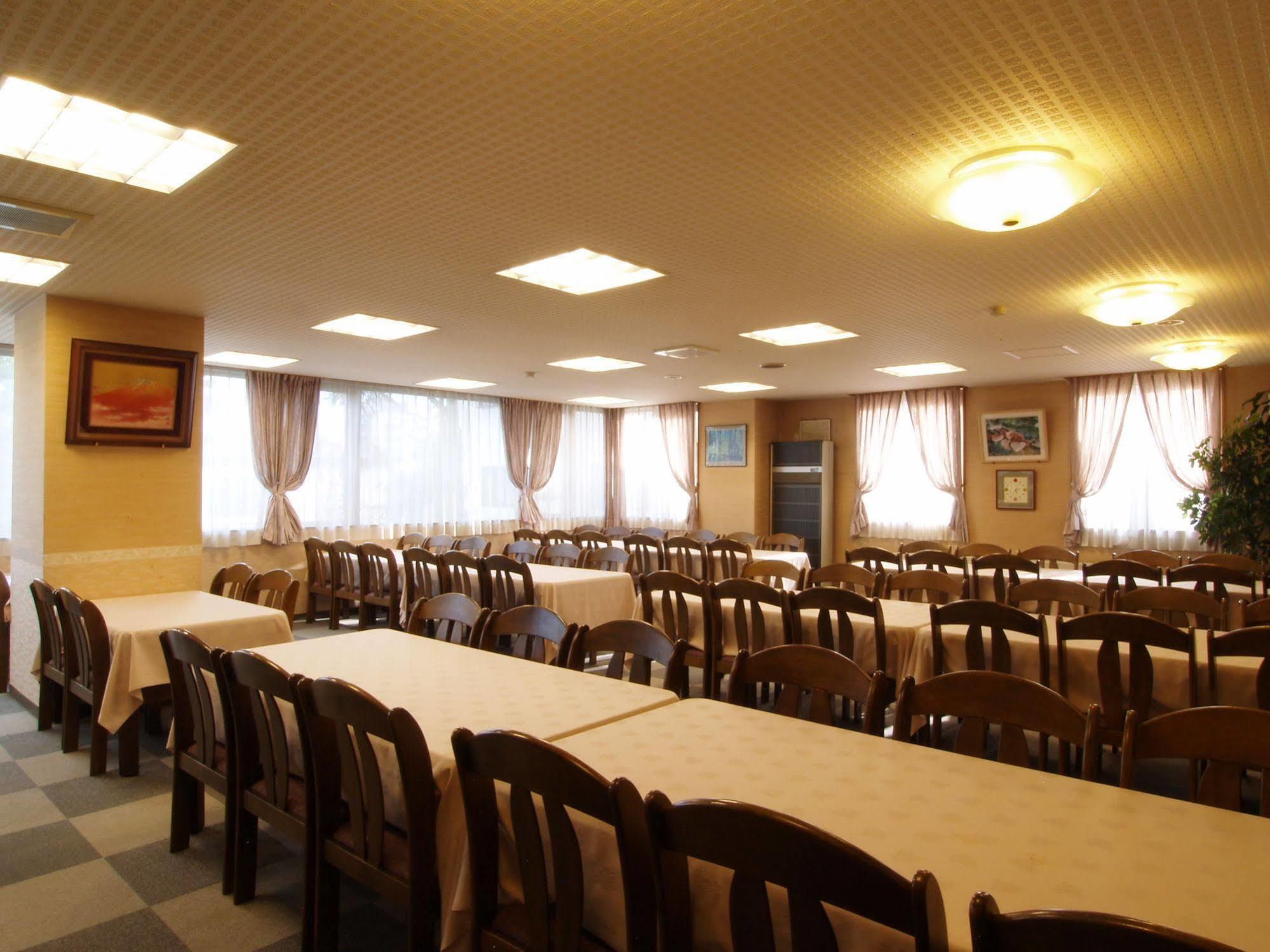 Central Inn 白馬村 エクステリア 写真
